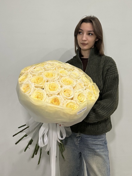 Букет из 25 эквадорских роз