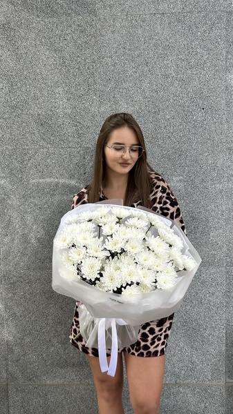 Букет из 11 веточек Алтайской хризантемы