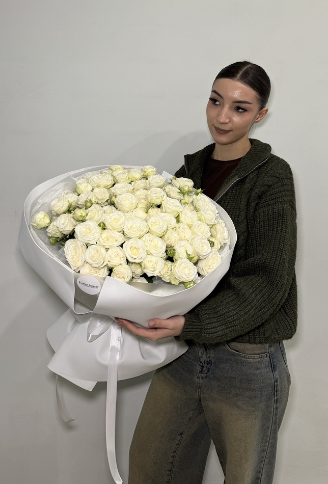 Монобукет из 15 кустовых роз