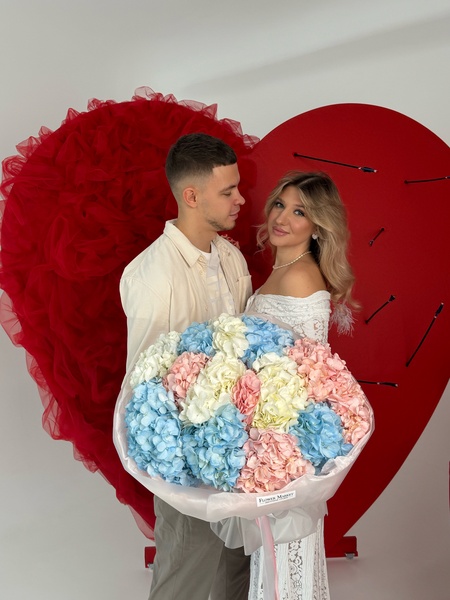 Букет из 15 гортензий