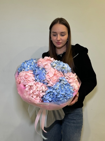 Букет гортензий 7 штук